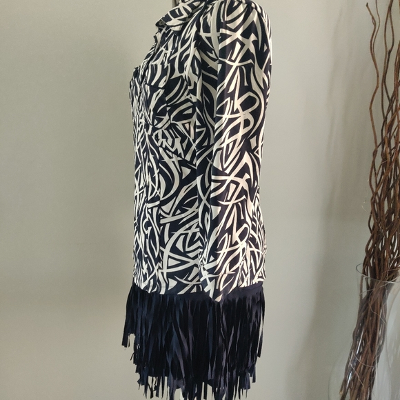 Sporty top - Picture 4 of 11